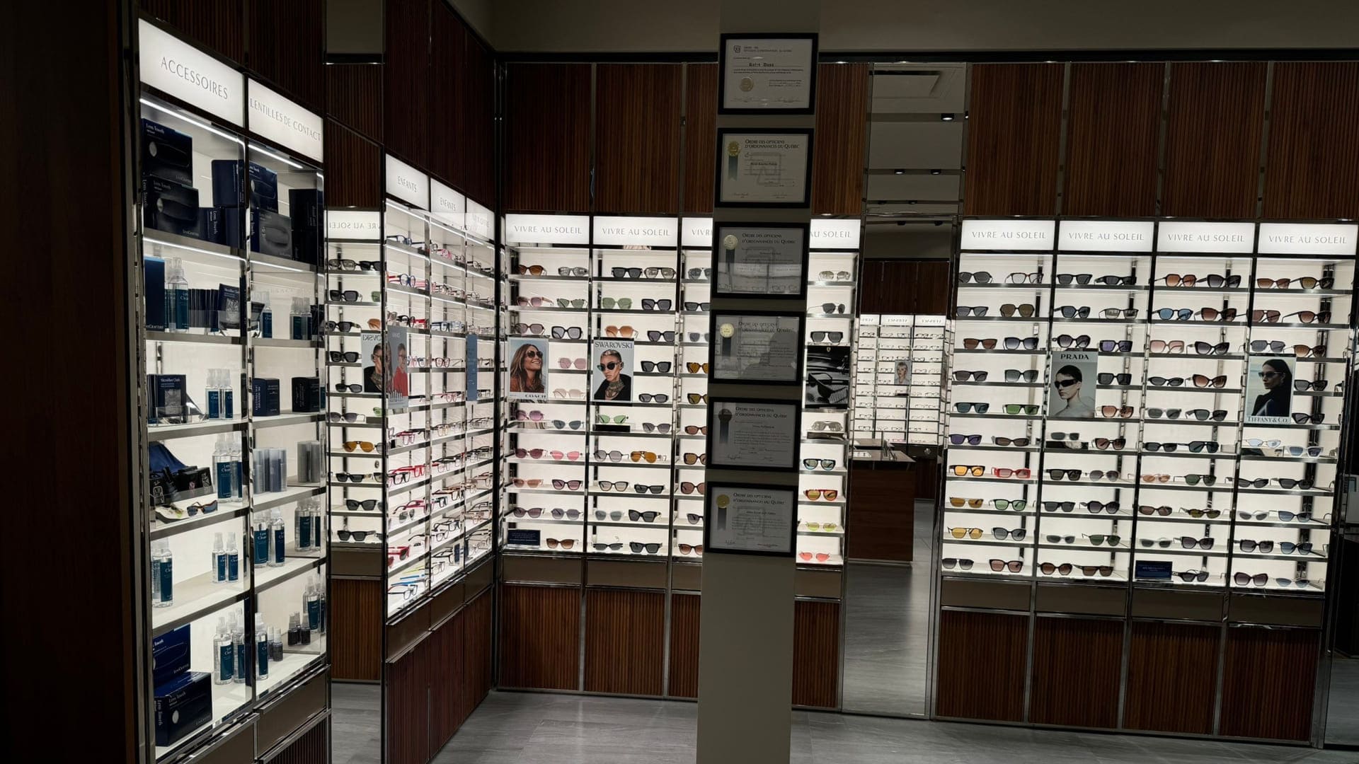 LensCrafters store interior