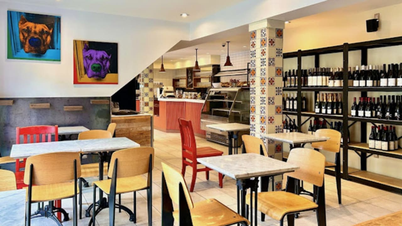 Ranella restaurant inside