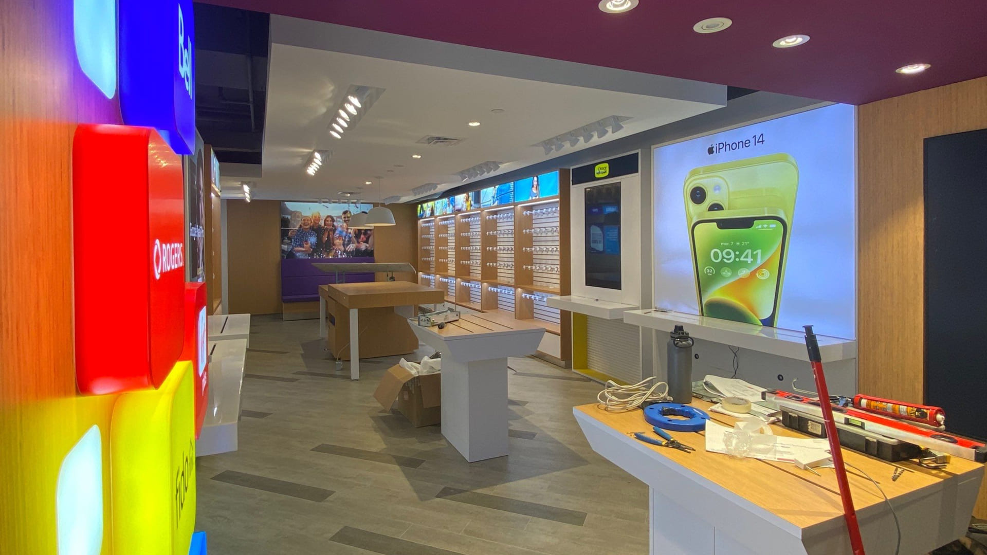 TBooth Store inside